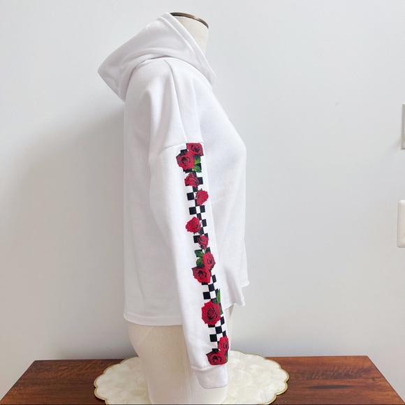 White Black Checkered Red Roses Influenced Hoodie Youth XL - Picture 10 of 14